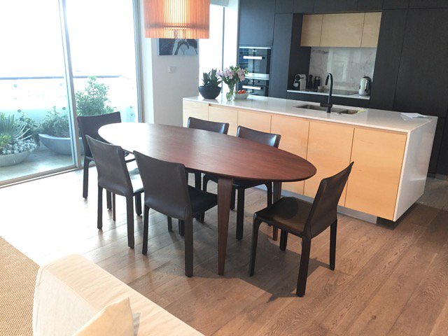Karakternz's tweet photo. Introduced in 2003, Cherner tables are designed by Benjamin Cherner to compliment Cherner seating. Perfect in a formal or informal setting, the tables are strong and lightweight.

#Karakter #MidCentury #Modern #Design #MidcenturyModern #MidcenturyStyle #Modernist #Inspo https://t.co/u0JJ0kvKQB