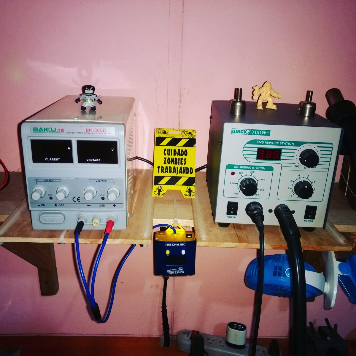 inovatec95's tweet photo. Me fascinó está cosa jaja buenos días. INOVATEC

#zombies #inovatec95  #laboratorio #electronic #electronica #octubre #circuitos #baku #quick #ingenieros #tecnicos #elite https://t.co/yNGwqgKF9p