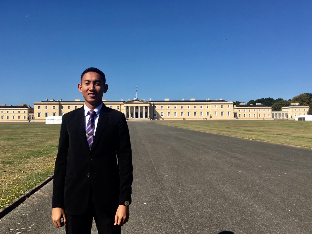 OCdt Hidayat from 🇲🇾joins the English Language Course at the Defence Academy of the United Kingdom 🇬🇧. Great preparation in advance of @RMASandhurst 201 #BeTheBest #GlobalBritain #servetolead