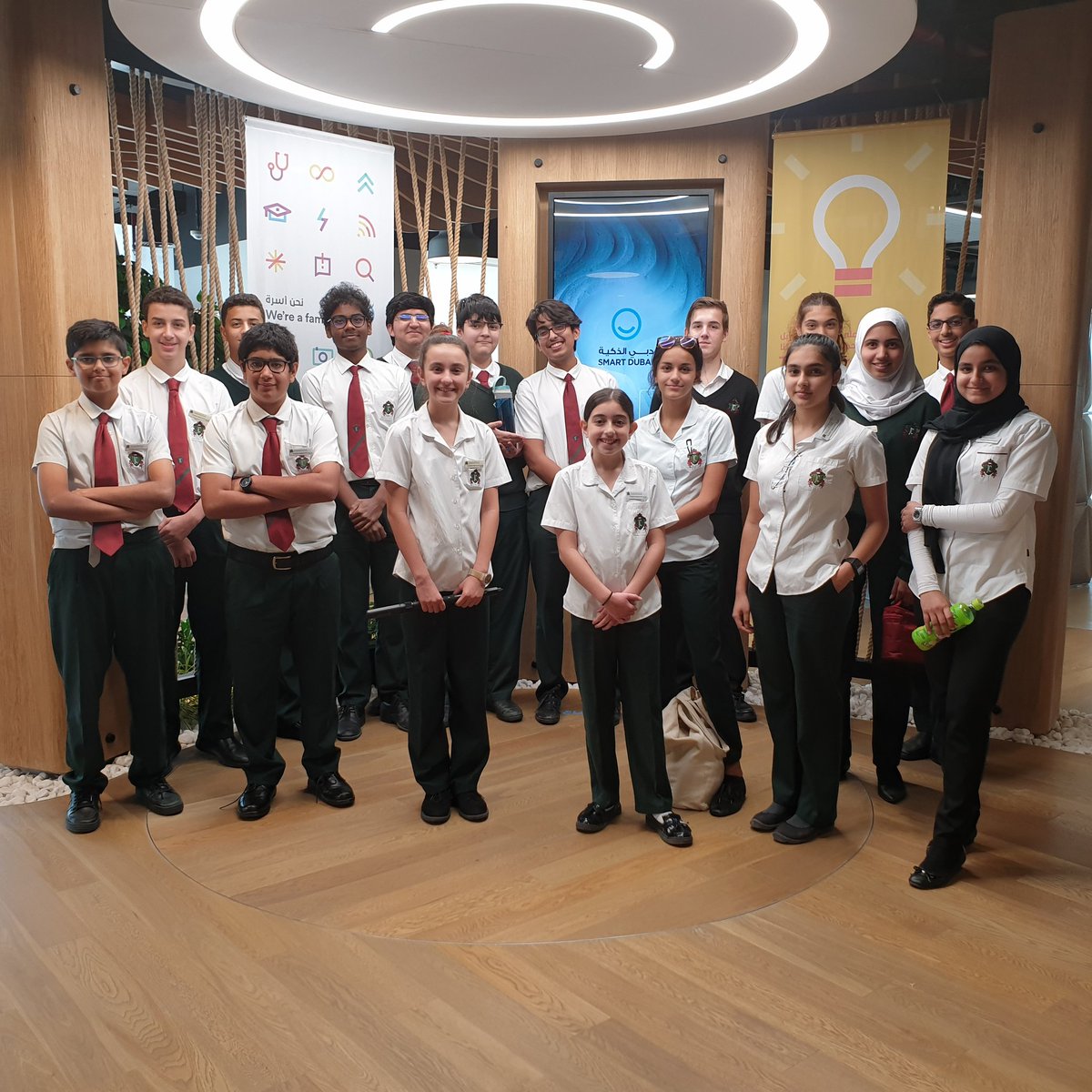 At the Smart Dubai offices next to "Rashid". Smart Dubai's virtual assistant. #jcd_innovation #SmartDubai