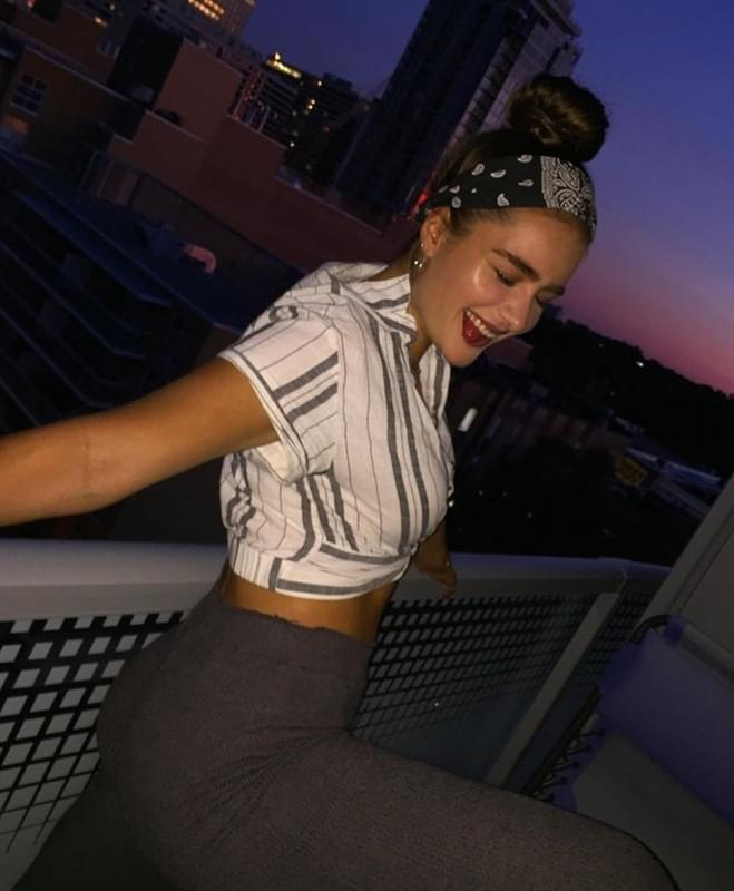 CuckPrince's tweet photo. Who thinks this 20year old has been blacked yet?
#BBC #BlackOwnership #cuck #beta #chav #MondayMotivation https://t.co/38KDQwKoYZ