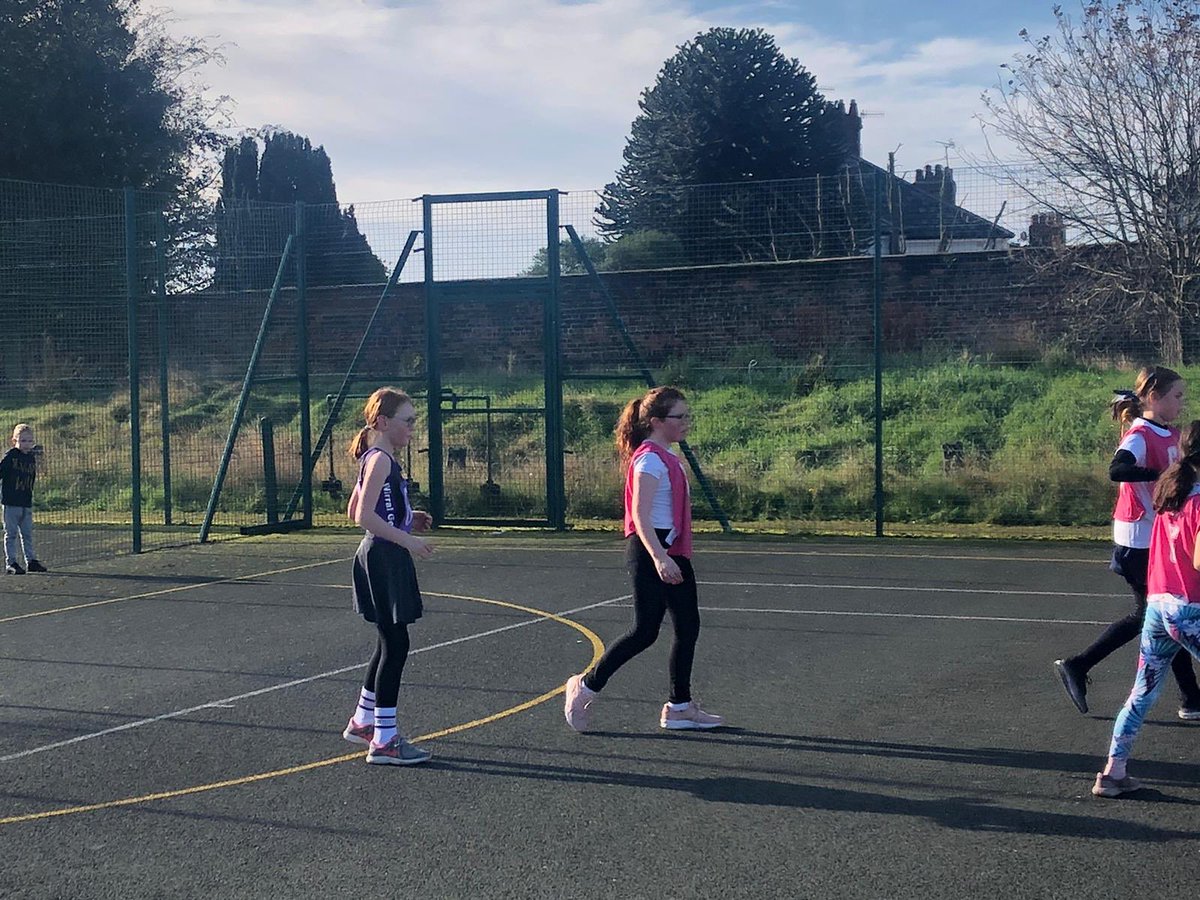RobbieBoyd1's tweet photo. @gilmourjuniors Jess at her first netball match for Marshall’s https://t.co/u39X0VU9a8