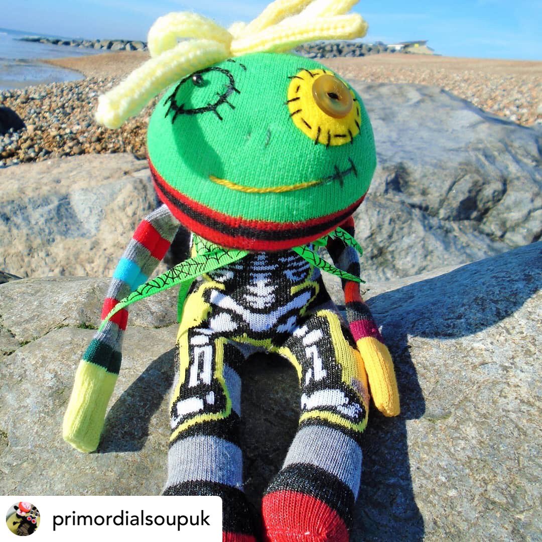 Wonderful creatures by Primordial Soup new to the Trojan House this Christmas Open House

Open for Christmas 2019 🎄<a href="/artistshouses/">Artists Open Houses</a> 
Weekends 11 - 5
23 &amp; 24 Nov
30 Nov &amp; 1 Dec 
7 &amp; 8 Dec

15 talented Artists &amp; Makers 🎁🖼🛍
Pete’s delicious mulled wine 🍷