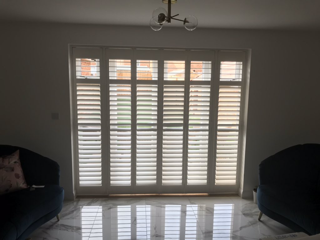 ssshutters's tweet photo. Mixture of shutters installed for one of our John Lewis customer last week. Perfect compromise of privacy and light control while looking stylish and sleek.                                        
☎️ 01344 723128
📧 smartstyleshutters@gmail.com
🌐 https://t.co/dgPW0yQi8A https://t.co/Mlq7WHjZqA
