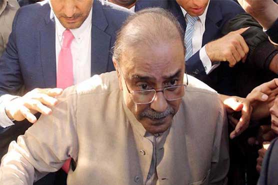DunyaNews's tweet photo. آصف زرداری کو جیل سے ہسپتال منتقل کرنے کی درخواست پر فیصلہ محفوظ https://t.co/SroKe1FhxZ https://t.co/WnYvD7zBuY