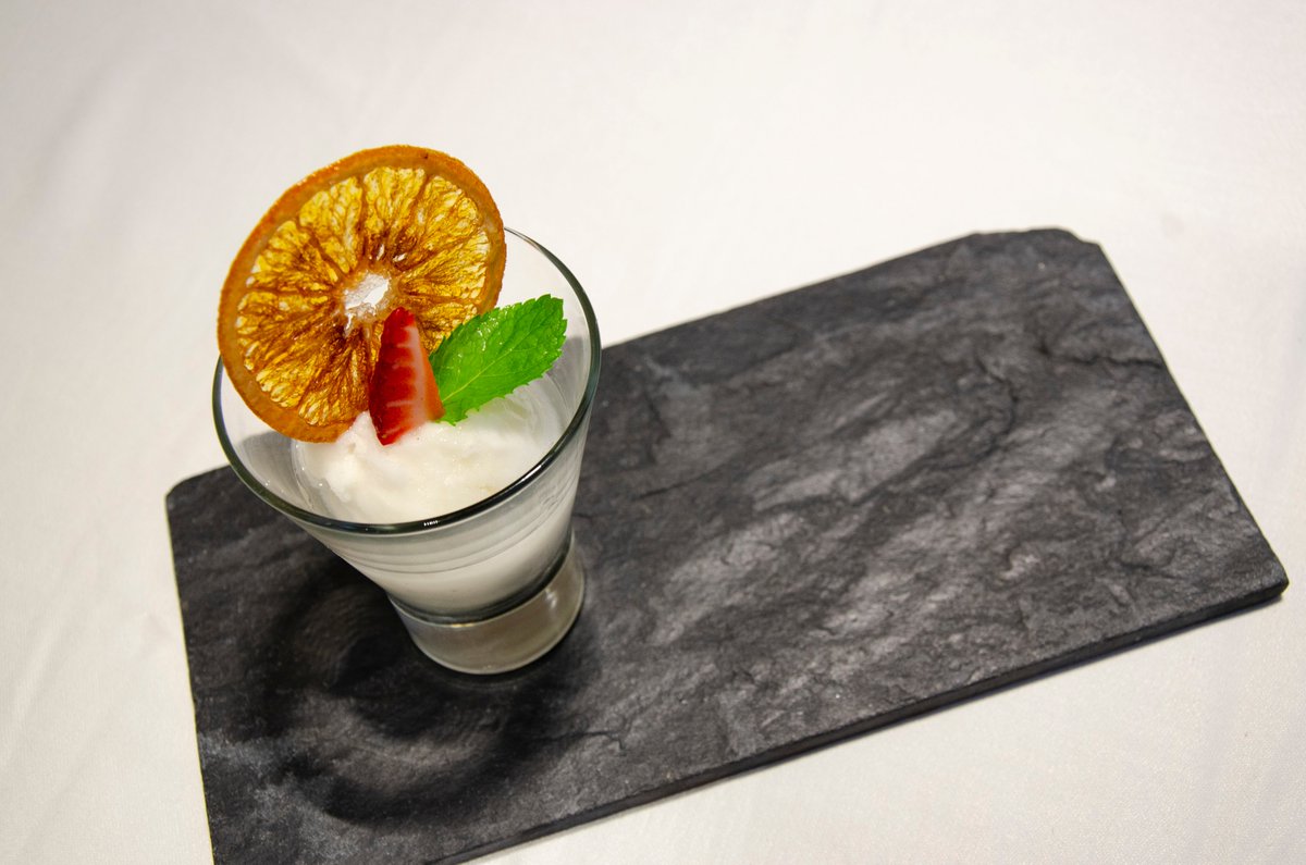 A partir del 17 d'octubre i fins el 26 d'octubre t'esperem al Restaurant Plaza per gaudir del menú degustació de La Caça. Fes ja la teva reserva al +376 879 444.

#plazandorra #plazaexperience #hotelplaza #andorra #andorraworld #Foodie #yummy