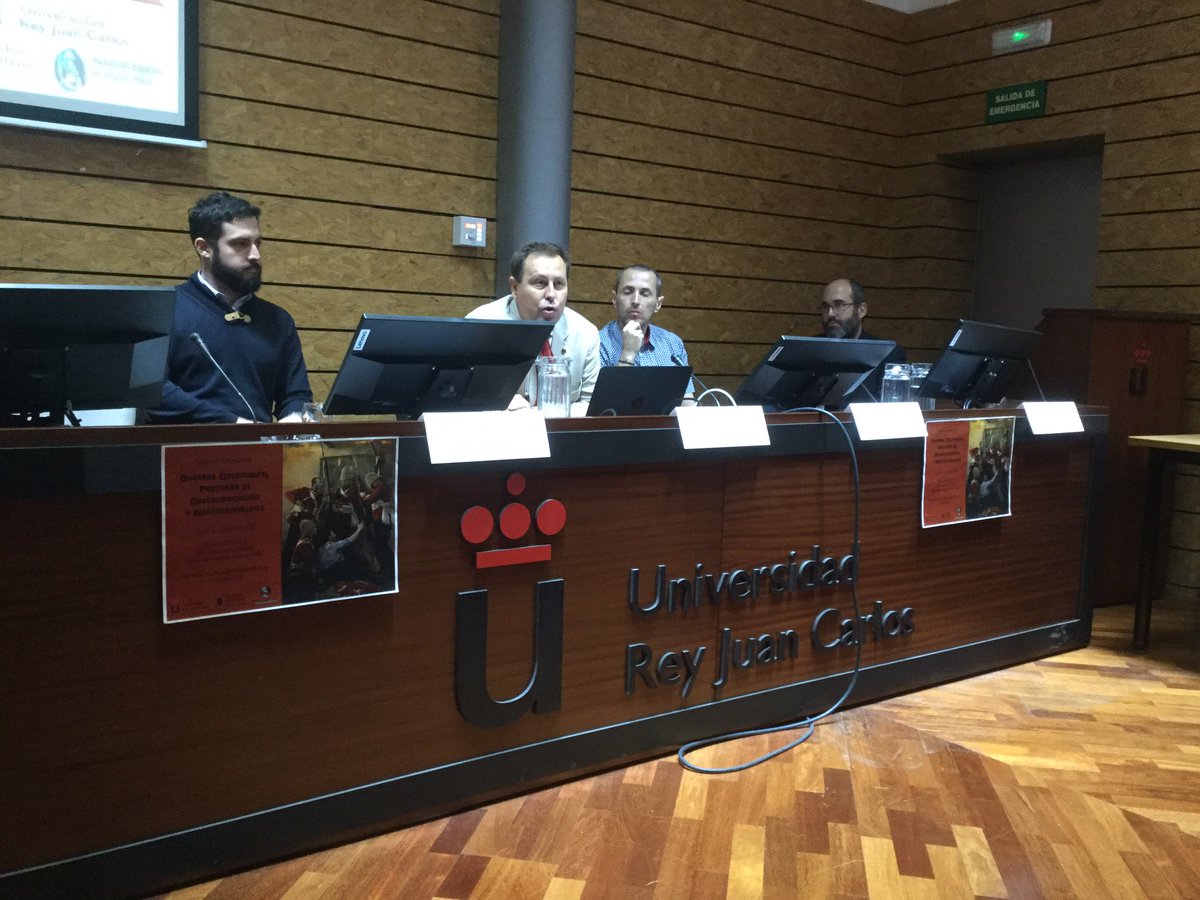 ColonialGuerra's tweet photo. Primera mesa.
Miguel Angel López De la Asunción UCM. 
Pedro Panera Martínez IUGM.
Alberto Guerrero Martín UNED. https://t.co/6LOFl0ogxL