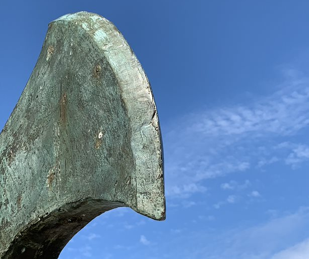 Icelandair's tweet photo. 🪓 Day 5 of the #SEAcloseup Challenge commences now! Win a @66north gift package including a Thorsmork Special Edition parka, backpack, and hat. Reply with your guess of today's location. TODAY'S CLUE: This location is easy to discover https://t.co/mj7tWW0ZUQ https://t.co/oPcz436NIv