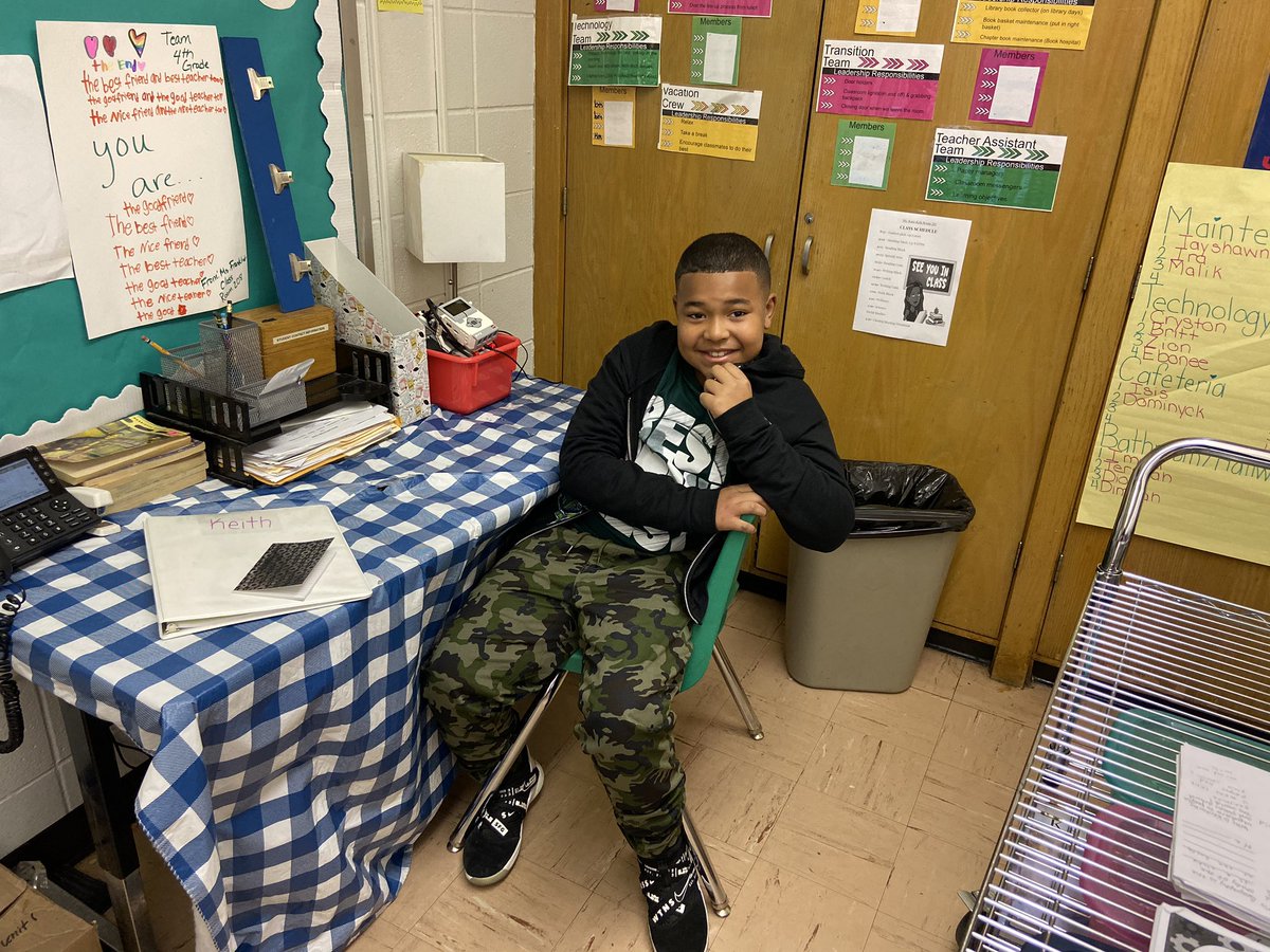 DrJackson85's tweet photo. Classroom jobs is a great way to teach students responsibility and build a positive classroom culture and climate! Way to go Ms. Edwards!@APKennedyMont @JFKennedyElem https://t.co/XbODS9QWmD