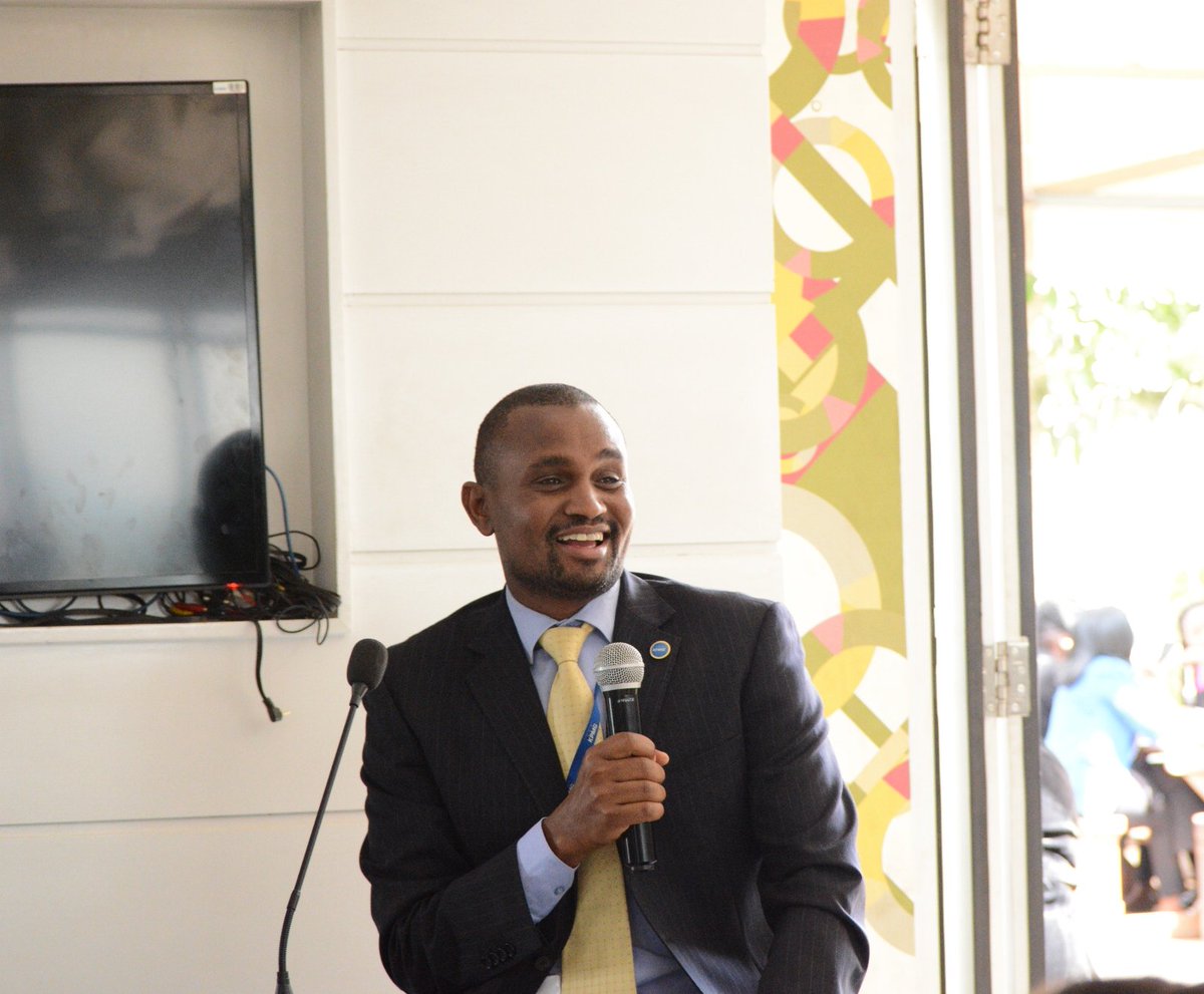 KPMGEastAfrica's tweet photo. At lunch break, we had an interesting dialogue with Alex Mbai, a Partner in Audit, who demystified partnership and shared his career growth journey in the firm.
#KPMGPeopleWeek https://t.co/8nqn7XOUbn