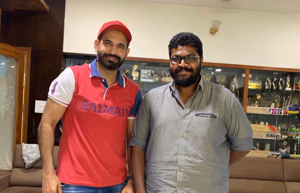 RajACommonMan's tweet photo. Some striking bowling attack is taking place in Tamil Cinema.
Ace Cricketers @harbhajan_singh and #IrfanPathan are roped in for upcoming tamil movies.
@harbhajan_singh is aboard in @iamsanthanam sir's #Dikkiloona
#IrfanPathan is on board for #ChiyaanVikram58 #commonmanreview https://t.co/njSGOm4vs7