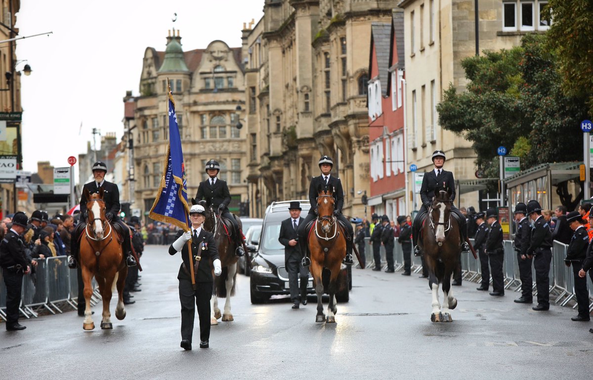 We thank the policing family, members of the public and our friends in Oxford for supporting us today to honour PC Harper. 

#RIPPCHarper