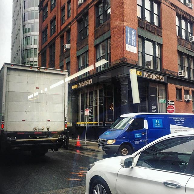 HonestOctober's tweet image. From @calamityshazaam
・・・
Everyone is just ready to move. 
#honestoctober ift.tt/35zHGoz