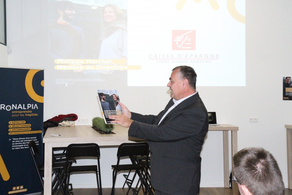 Retours sur la soirée d'Envol de @ronalpia #saintetienne ! Bravo <a href="/peo_studio/">Studio Peō</a>, <a href="/tri_plas/">Plas'tri</a>, <a href="/T21_Fr/">Trisomie 21 France</a>, #VertAutis et belle aventure entrepreneuriale à vous !