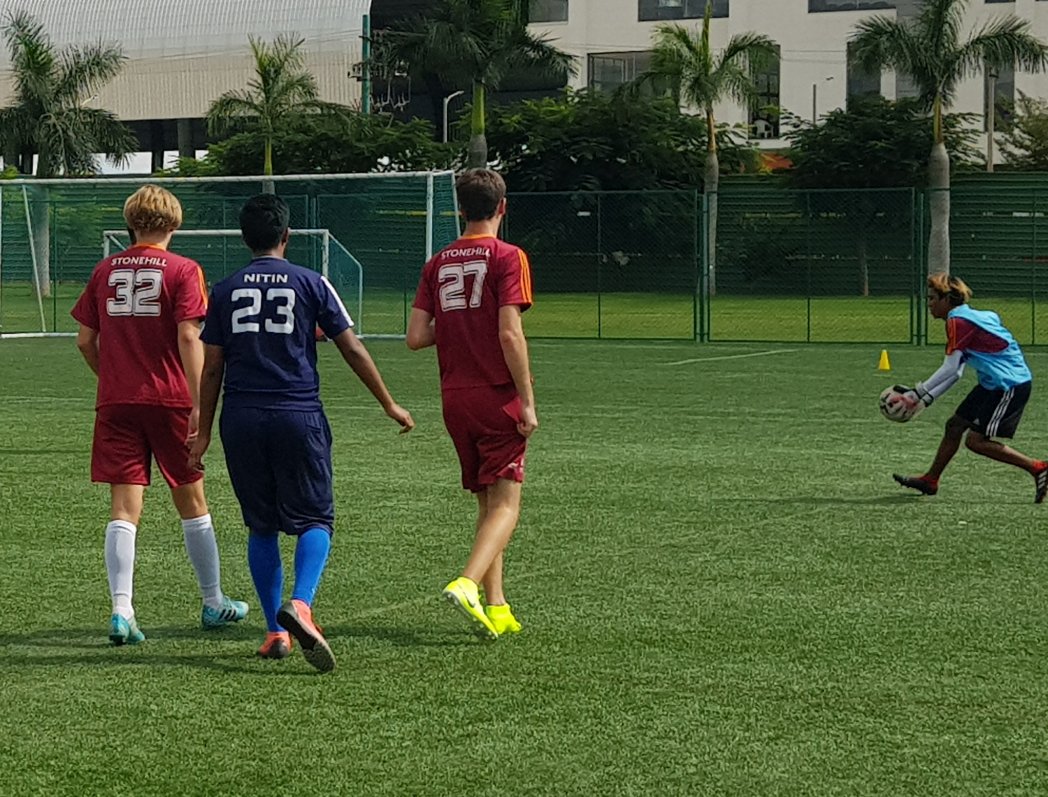 JohnWBrowne's tweet photo. Busy day of football @Stonehill_SIS today. Over 15s girls and boys took on CIS whilst the under 15s teams began training for the #BISP 7s tournament in November. #GoSISTigers #SISlearns https://t.co/LYsf6ykZJC