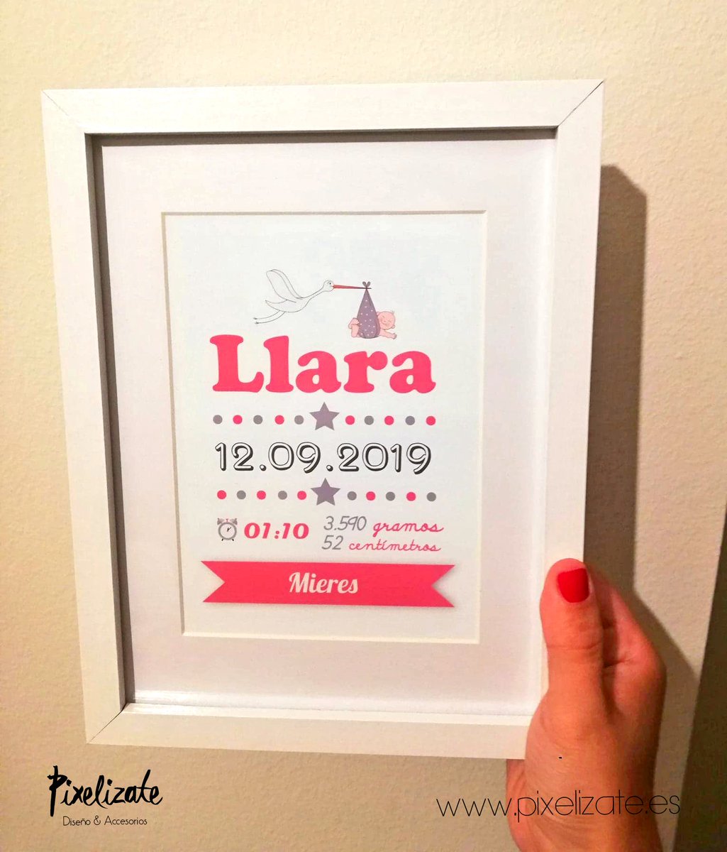 Pixelizate's tweet photo. ¡BUENOS DÍAS! 👋🏽😁 ¿Cómo se presenta la semana? ☔Aquí os dejo otra lámina molona de nacimiento, esta es para la pequeña #Llara 👧🏽💖 ¡Enhorabuena familia! ✨
☑ Para más info: https://t.co/gjt88QCRur o 📩 hola@pixelizate.es
#pixelizate #diseño #hechoenAsturias #laminanacimiento https://t.co/J51i3mLLXX