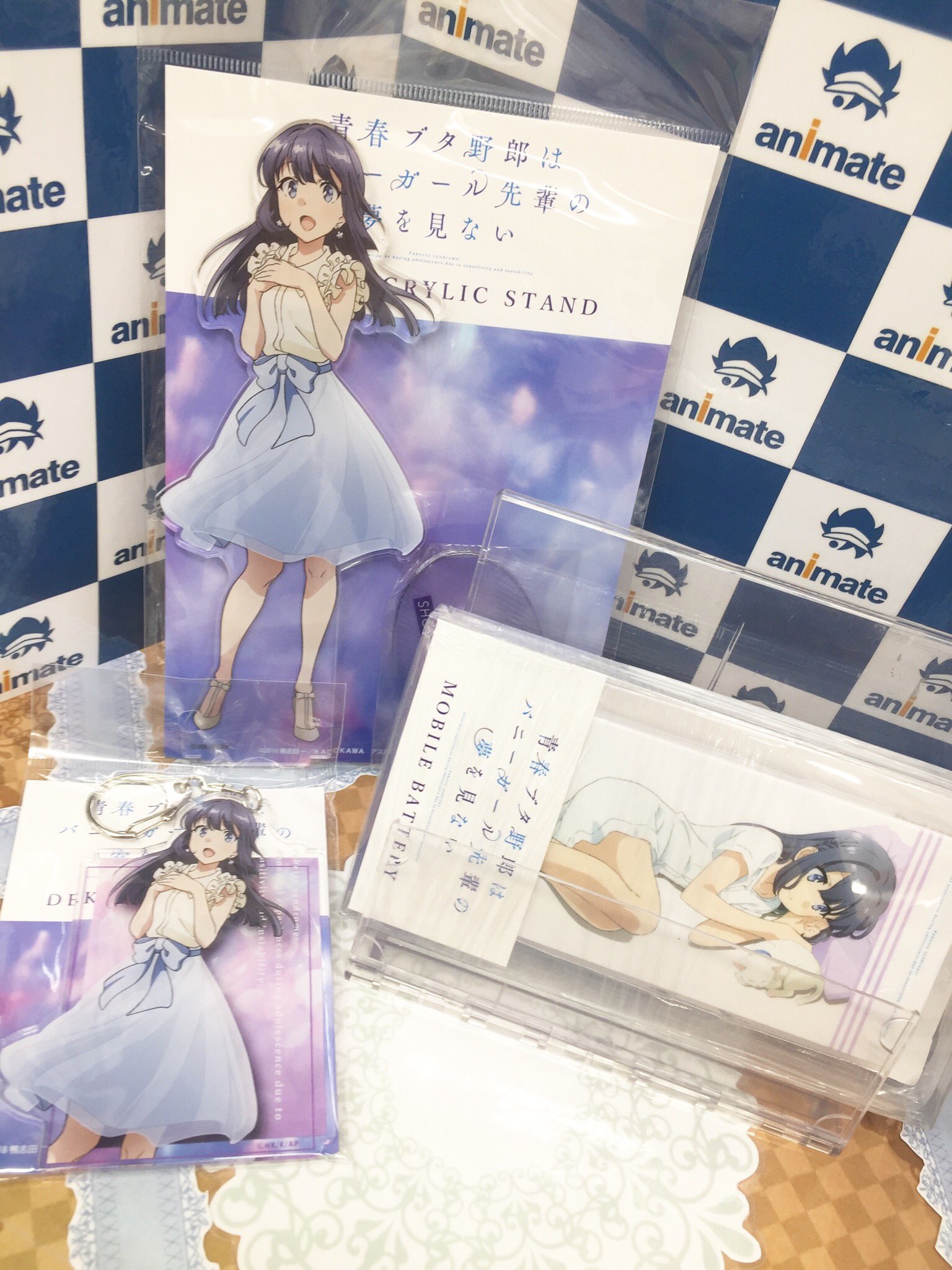 アニメイト藤沢 グッズ入荷情報 新商品 青春ブタ野郎はバニーガール先輩の夢をみない のグッズが入荷しましたサワ 青ブタ コーナーにて好評発売中ですサワ お早めにっ