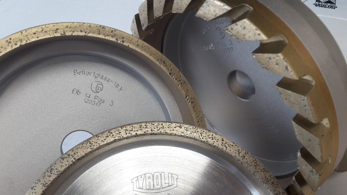 SolutecGlass's tweet photo. Muelas de diamante de las mejores marcas; Tyrolit, Bavelloni, Belfortglass, Supercut, Kdrills, Norton WINTER, etcétera. En Solutec Glass ofrecemos calidad, durabilidad y precisión en todas nuestras #muelas de #diamante para #vidrio.
https://t.co/AZzj0uAPay https://t.co/t3tCKBzxRB