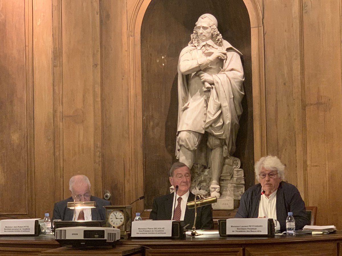 Séance commune de l’<a href="/AcadBeauxarts/">Académie des beaux-arts</a> et de l’Académie des sciences morales et politiques consacrée au « rayonnement artistique de la France » <a href="/JJAnnaud/">Jean-Jacques Annaud</a>