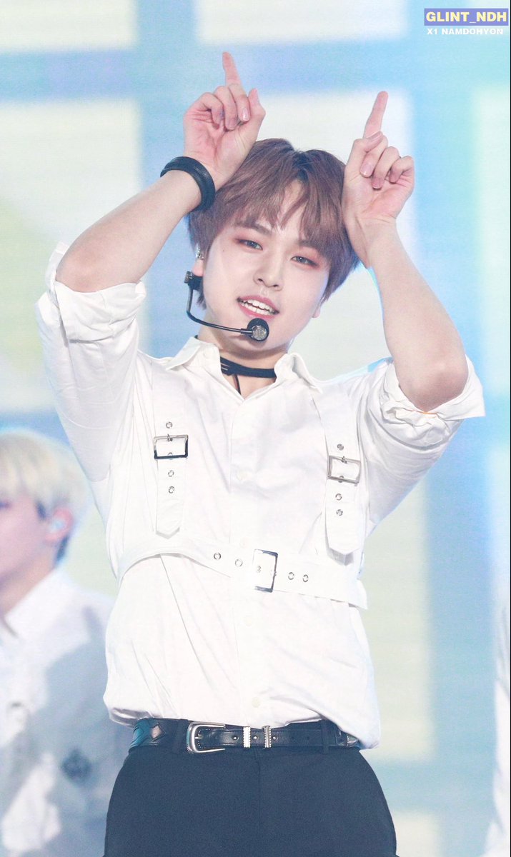 GLINT_NDH's tweet photo. 191006 SMUF HQ

🐰🐰

#남도현 #NAMDOHYON #南道贤 #ナムドヒョン  #도현 #ドヒョン #X1 #엑스원 https://t.co/2Rj8JpUfxF