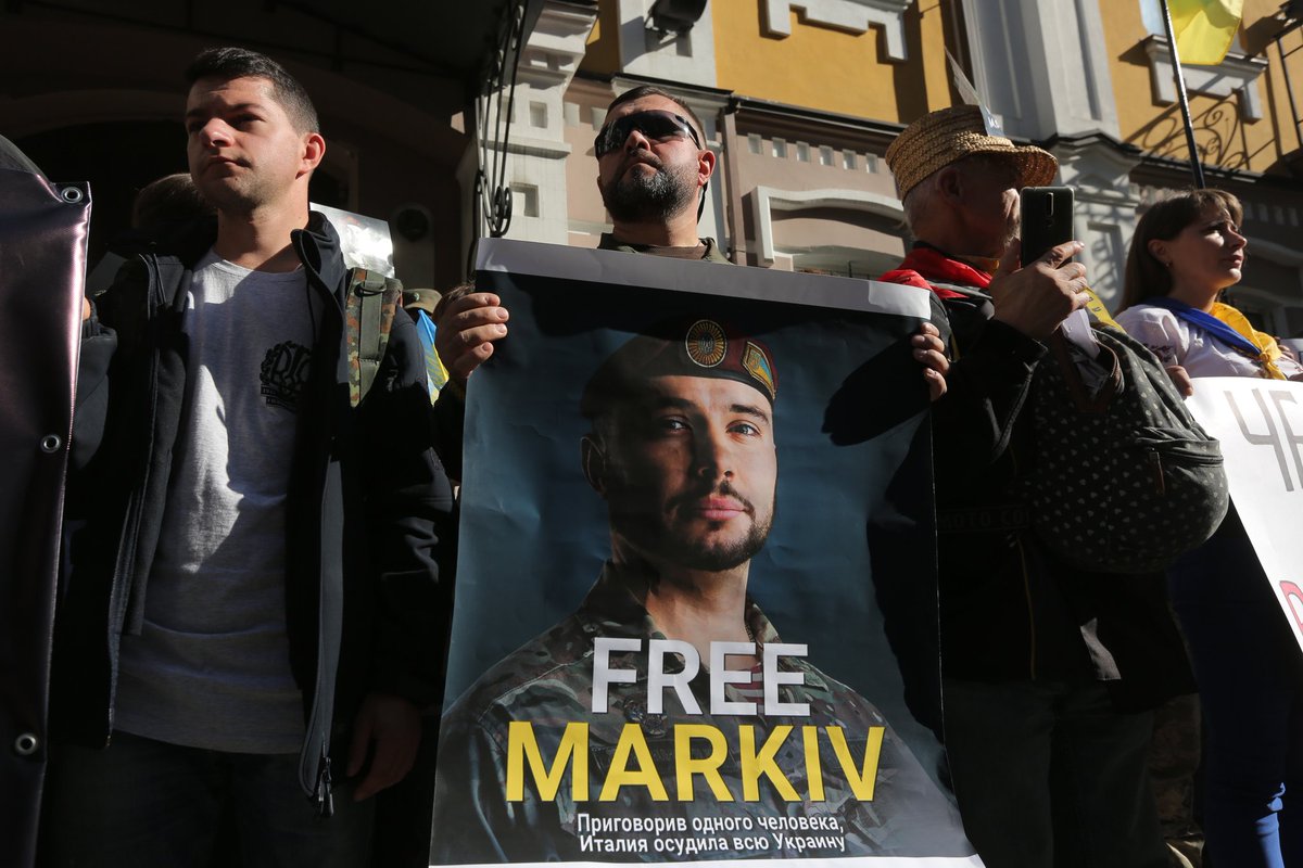 ukrreporter's tweet photo. People #rally in front of Italian Embassy with the demand of fair trial of the #Markivcase. Ukrainian #NatGuard serviceman Vitaliy Markiv was arrested in #Italy and sentenced to 24 yrs for allegedly intentionally killing in action of italian journalist #AndreaRocchelli at #Donbas https://t.co/ezdExWztJ9