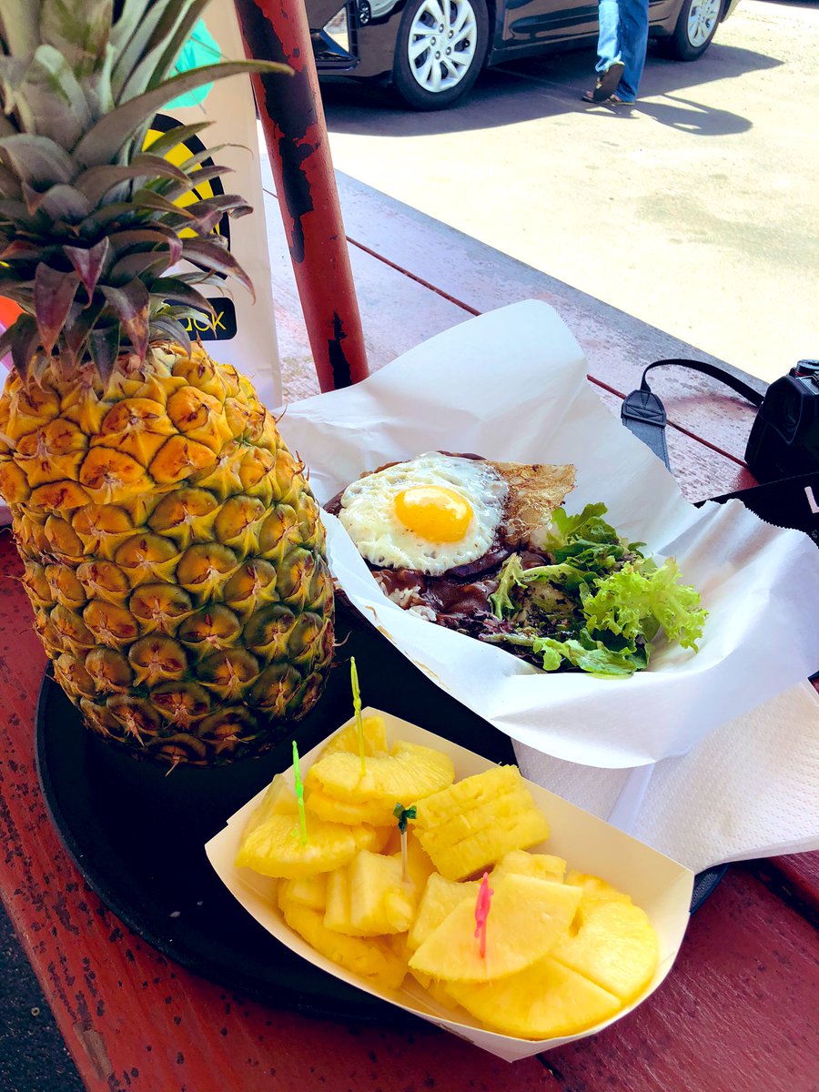 ゆきうさぎ 今回初めてノースショアに行ったんだけど モヤさまに出ていたフードトラックのパイナップルジュース激ウマだった