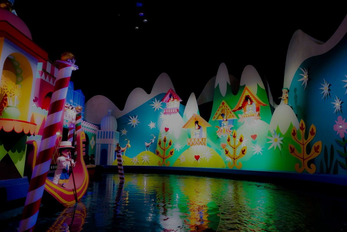 桜 小さな世界 ディズニーランド ディズニー イッツアスモールワールド Illumination