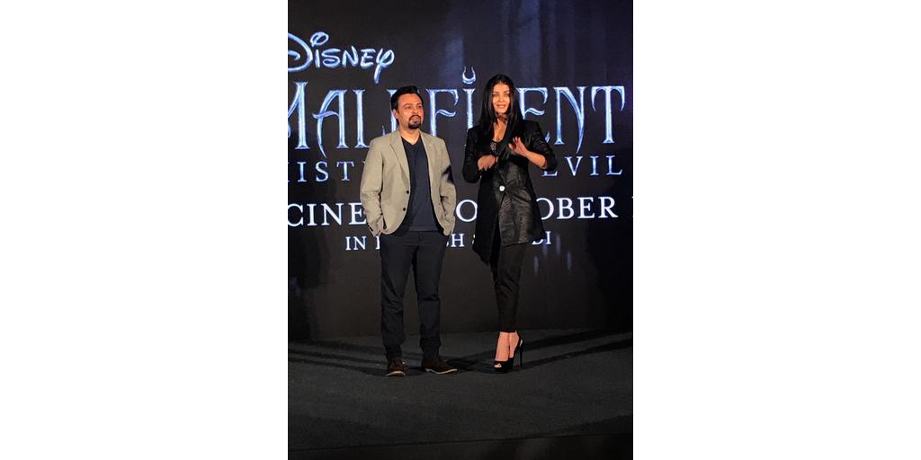 In pic: #AishwaryaRaiBachchan with #BikramDuggal at the trailer unveiling of #MaleficentMistressOfEvil.

@DisneyIndia #AngelinaJolie #Maleficent2