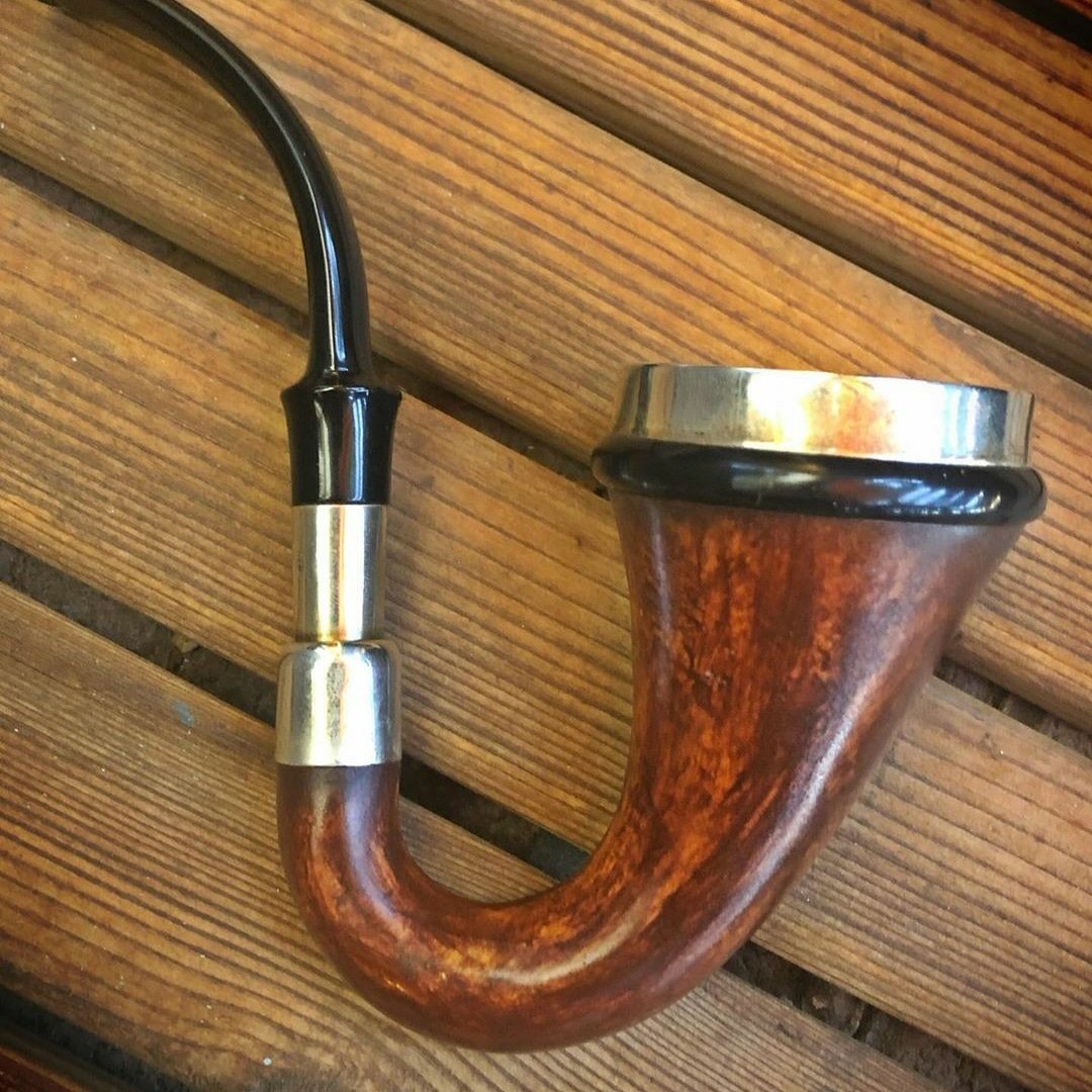 CPWcalabashpipe's tweet photo. #handmade #meerschaum #pipe #meerschaumpipe #pipo #pfeifen #blockmeerschaum #premium #pipesmoking #pipeclub #classical #turkishpipe #customorder #smokingpipe #meerschaumpfeifen #blockpipe #woodenpipe #collection #China #europe #USA #pipes #smoke #smoking #natural https://t.co/tSwTQTT1ZQ