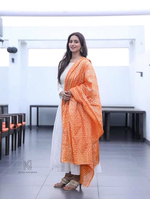 imViTharvian's tweet photo. 💗💗💗💗💗
@imsurveshivani https://t.co/Mxkh0huLd8