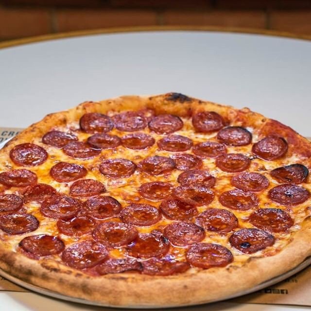 There's no 'we' in pizza...