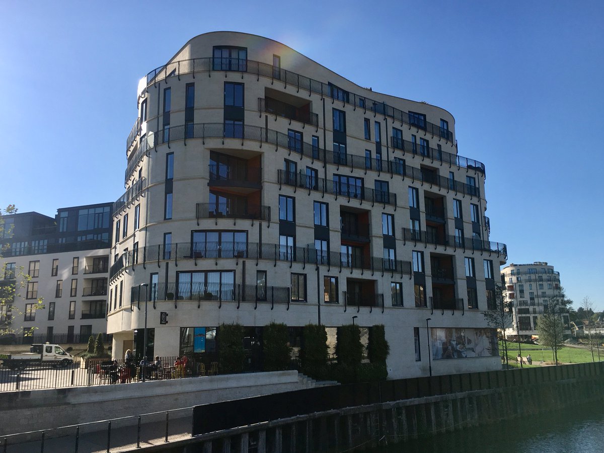 Laptop ✔️
Phone ✔️
Keys ✔️
Coffee❓
Need a caffeine boost on the way to work? <a href="/coffeenumber1/">Coffee#1</a> is now serving hot coffee and delicious cakes in #BathRiverside. ☕️🙌 #Bath #MondayMorning #Coffee