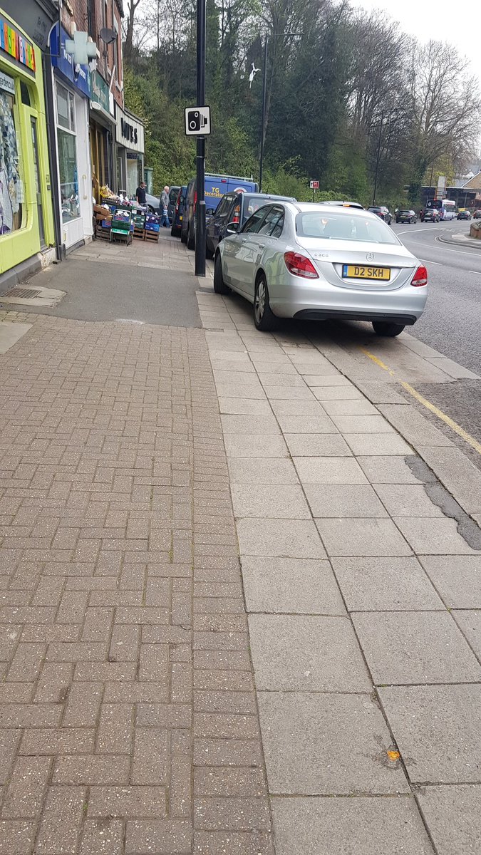 Neilythere74's tweet image. My youngest scoots most days but the #CarFirst culture around S7 is a bit off putting.