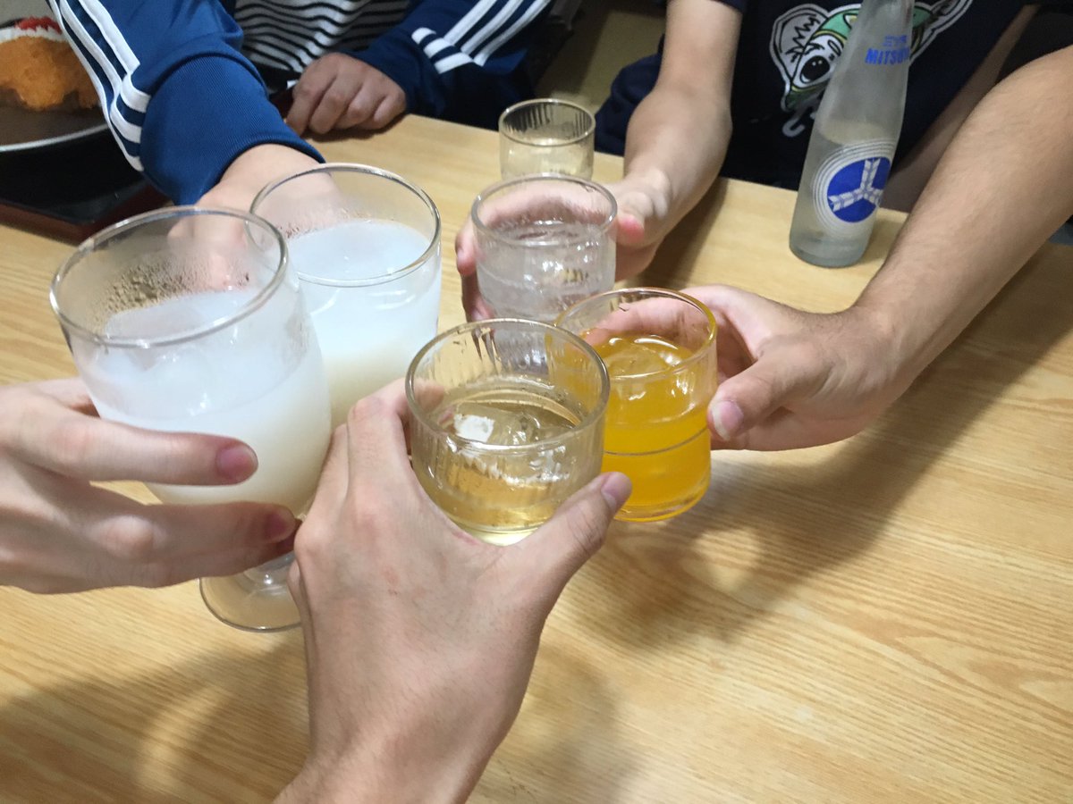 hnctdenkou's tweet photo. お疲れ様でした！乾杯！#procon30 https://t.co/WGWVcedohB