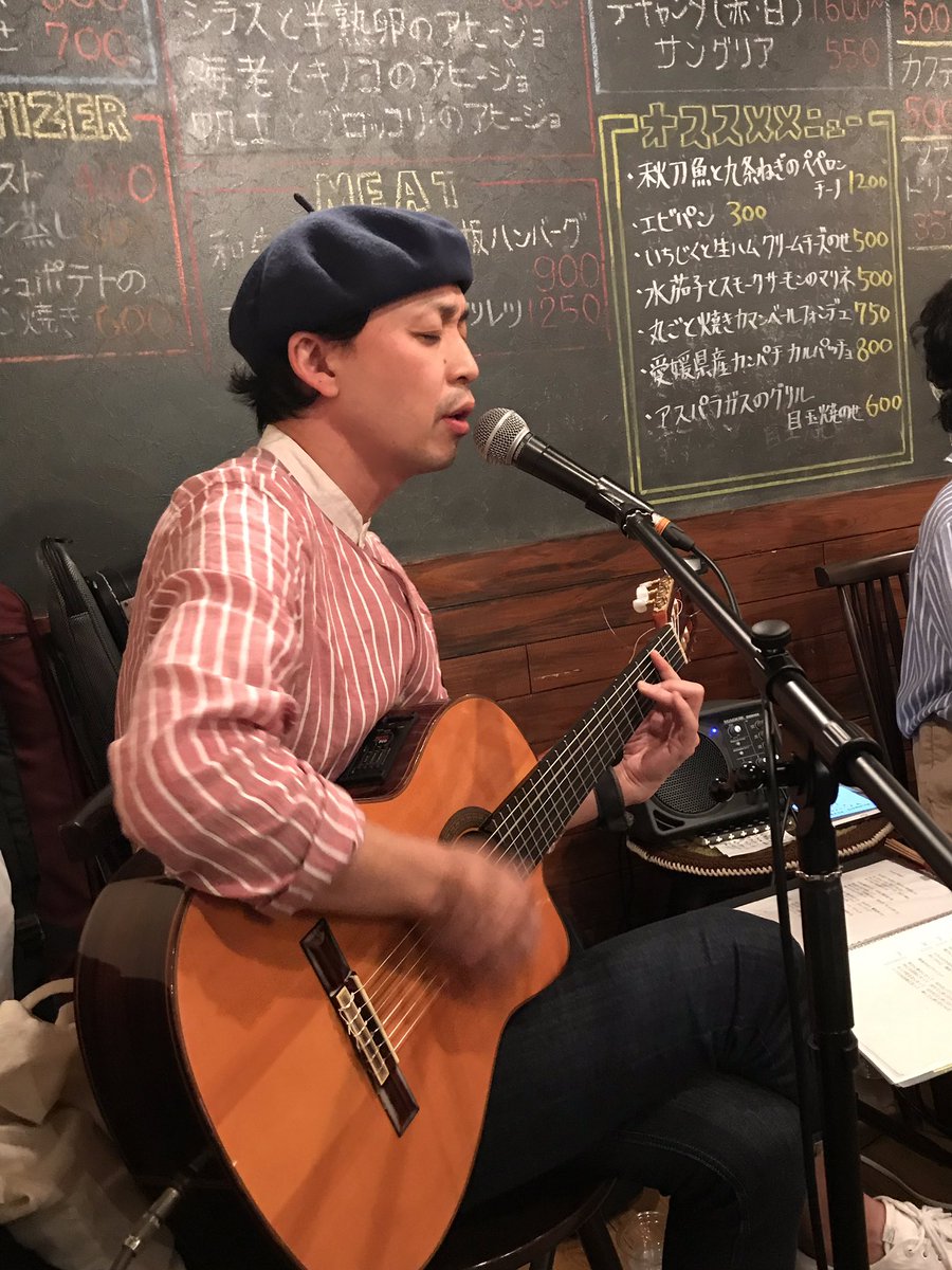 maomagu8686's tweet photo. Vacation Threeは初めてでしたが、どストライクでした！
心地よすぎて、ライブの途中に寝落ちしそうになりましたよ。
また聴きたいな♪

#vacationthree 
#trunq 
#グラスゴウ食堂 https://t.co/DKLmi6WQoF