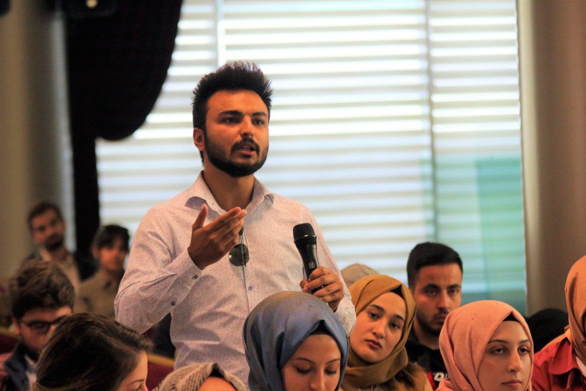 ktokaratay's tweet image. Bilgi ve Düşünce Topluluğumuz tarafından düzenlenen &quot;Bilgi&apos;sel Psikoloji Zirvesi&quot; Rektörümüz Prof. Dr. Bayram Sade&apos;nin açılış konuşmaları ve H. Nita Scherler&apos;ın &quot;Gestalt Bakış Açısından İnsanın Hali&quot; semineriyle başladı.

#gestalt #terapi #gestaltterapi #bilgiselpsikoloji