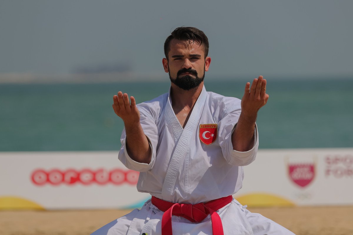 Katar'ın ev sahipliği yaptığı Dünya Plaj Oyunları'nda ilk kez yer alan karate branşında sadece #kata müsabakaları yapıldı. Oyunlarda ülkemizi Ali Sofuoğlu, Emre Vefa Göktaş ve Dilara Eltemur temsil etti. 

#Karateturk 
#WorldBeachGames