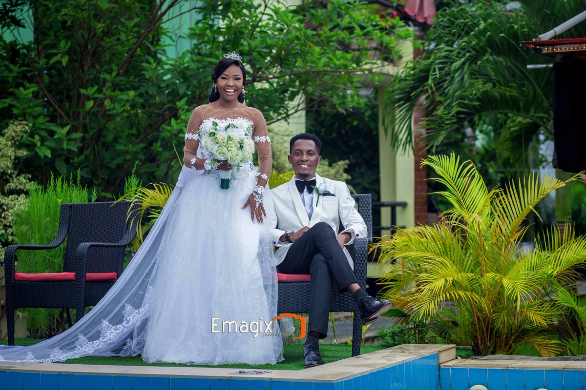 emagixstudio's tweet photo. We are the wedding photography company you and your friends need. Kindly RT is you think this is beautiful, let someone else see this beauty. They will thank you for it, we will too. https://t.co/UHacEJQnaJ