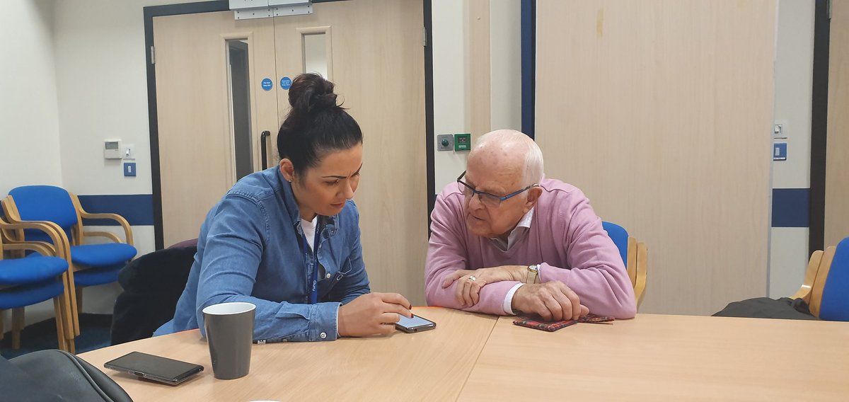 BREAKING O2 GURU NEWS: Our Guru Sam is in <a href="/SRSBCharity/">SRSB and RSS</a> today with guru Kasia from <a href="/TD_Worksop/">TD Worksop</a> to help with any enquiries on phones, tablets and other pieces of technology! Nice one guys! 👍 #teamworkmakesthedreamwork <a href="/lindasfjones/">Linda Jones</a> <a href="/DanMawson_/">Dan Mawson</a> <a href="/daleclark22/">Dale Clark</a> <a href="/ajleems/">Andrew Leeming</a> <a href="/marklskelton/">Mark Skelton #iCare</a>