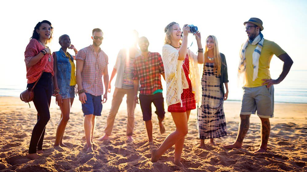 Christmas is just around the corner- try using these team-outing ideas to make this years festive party even more fun for your team buff.ly/2oAHlkn