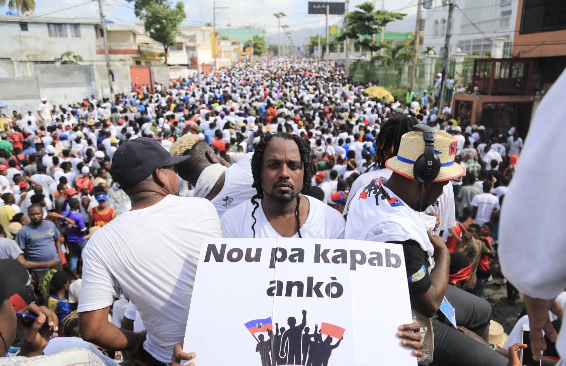 CasimirVeillard's tweet photo. Nou pa kapab ankò #LagePyew... https://t.co/iFNz9mpbdP