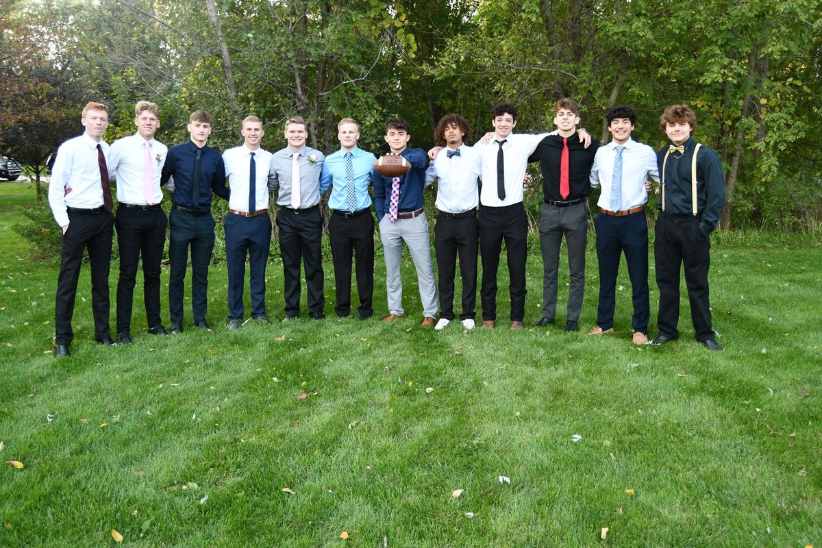 McHenryFootball's tweet photo. Homecoming Week comes to a close. This picture says it all. The bond you develop playing on any team is something you’ll never forget. 

Photo credit to @gmelnick3 

#MoreThanAGame
#BeUncommon https://t.co/6gQsO1t8ry