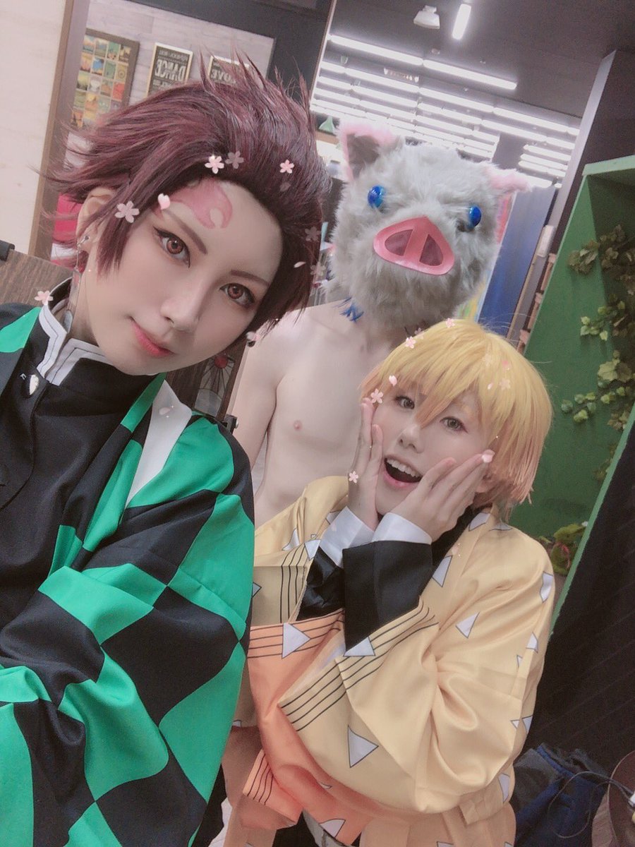 ushioc's tweet image. 初鬼滅コスでかまぼこ隊やってきた～！久しぶりの新ジャンルめちゃめちゃ楽しかった…この3人可愛い…🥺