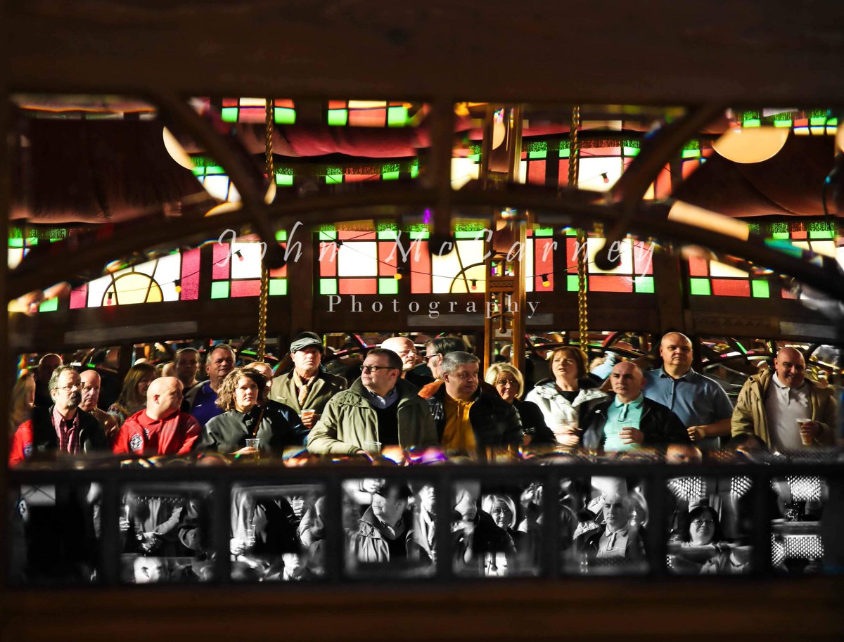 Glasgowbud1965's tweet image. Mirror in the Spiegeltent .....
#Modstuff #Spreefestival #Paisley 
@LNPPromotions @SpreeFestival