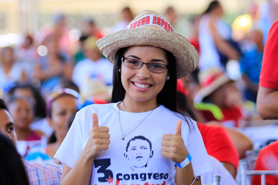 La visita casa a casa, cara a cara y caso por caso, es nuestra labor diaria para ir a la búsqueda de las necesidades y la atención de nuestro pueblo. Es una tarea que lleva la palabra, el amor y la mano amiga, de una Revolución esencialmente humana. ¡Nada ni nadie nos detendrá!