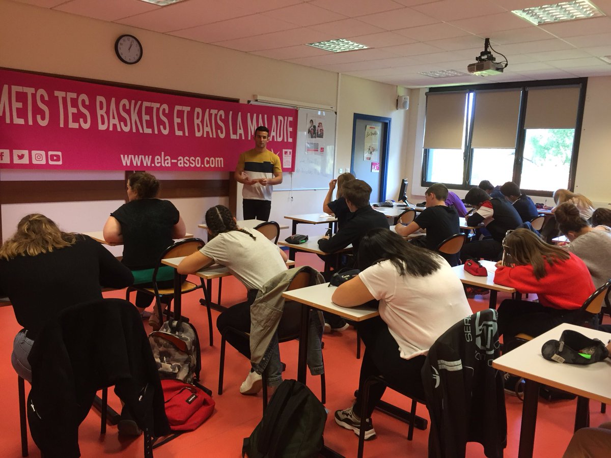 La dictée pour ELA est lancée sous le patronage d’Alexandre Gamet, pilote élite BMX, elle sera suivie vendredi d’un tournoi de futsal <a href="/ELAOfficielle/">Association ELA</a> <a href="/DSDEN70/">DSDEN de la Haute-Saône</a>  un projet porté par tout le lycée!
