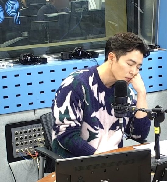 luck__42's tweet photo. 나 진짜 처돈다💦💦 https://t.co/r8xO8XSZYW