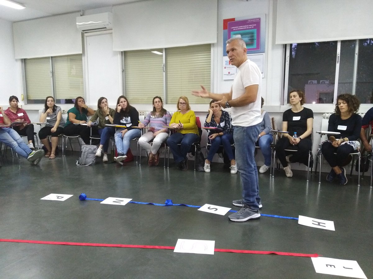 Pasos clave para la CNV
1. ¿Qué ha sucedido? Hechos objetivos
2. ¿Cómo te sientes? 
3. ¿Qué necesitas?
4. ¿Qué puedes hacer? Acciones, peticiones, duelos.
<a href="/ctifmadrideste/">CTIF Este</a> #RedFormaciónMadrid