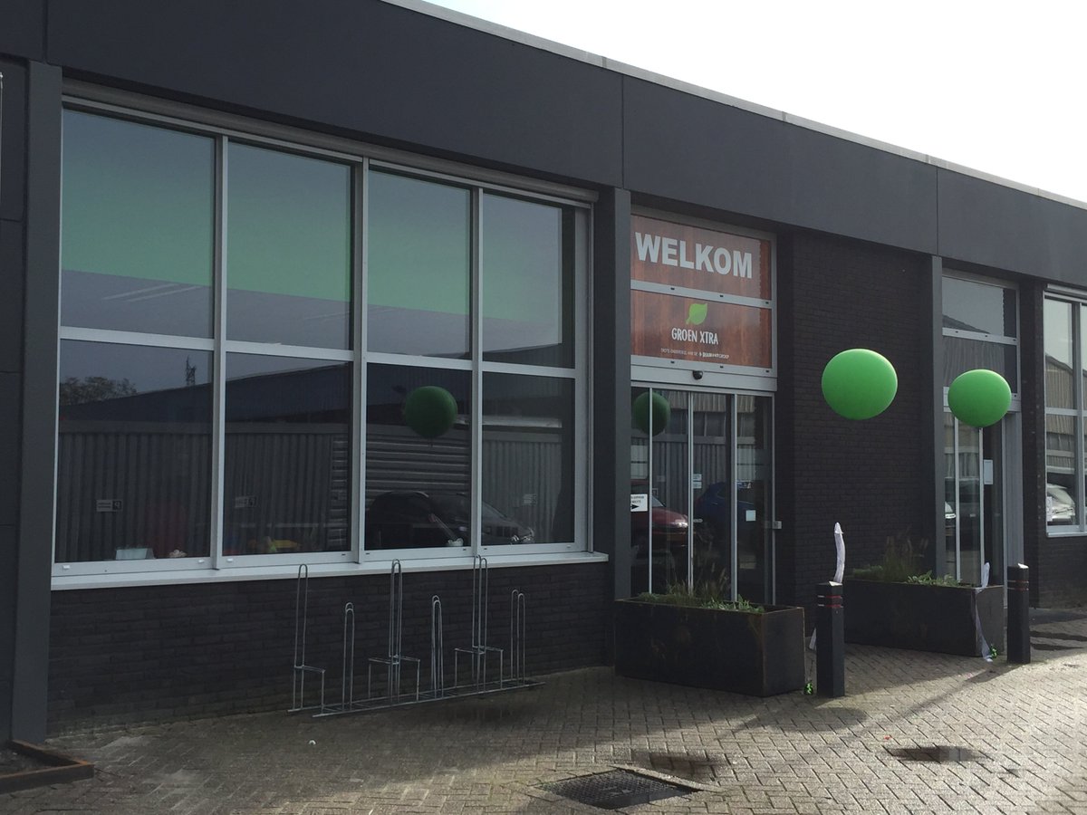 AdRovers1's tweet photo. Vanmorgen op een gepaste wijze afscheid genomen  van onze locatie aan de Insulindestraat. En ons nieuw kantoor in gebruik genomen. Vanaf 14 oktober is Groen Xtra gevestigd op de Zevenheuvelenweg 16a te Tilburg. Ook benieuwd naar onze nieuw kantoor? Kom gerust langs. https://t.co/U4HoOg0ryr