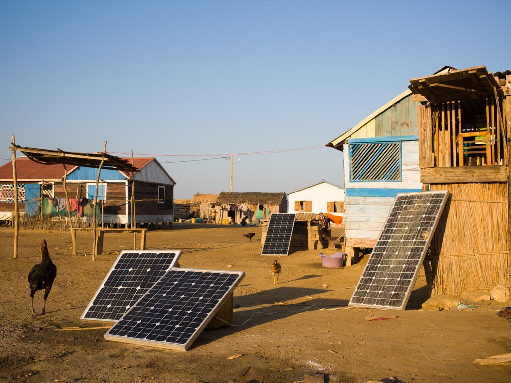 ScalingOffGrid's tweet photo. Community Energy and Social Enterprise Limited recently launched the Diaspora-Power initiative with the objective of mobilizing one billion dollars to invest in #solaroffgrid in Nigeria with funds from the Nigerian diaspora. Read more: https://t.co/3N8jcfr4lq #offgrid #solar https://t.co/sz8z2MVHiD